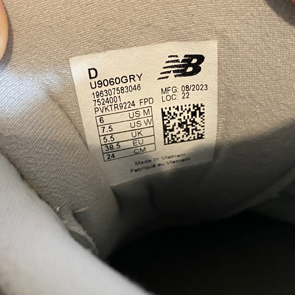 New Balance Gray & White Mesh Suede Sneakers 9060 - Picture 3 of 8